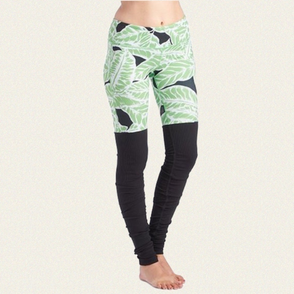 ALO Yoga Green Leaf Print and Black Panel Leggings